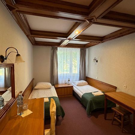 Hotel Victoria Lubowo  Bagian luar foto