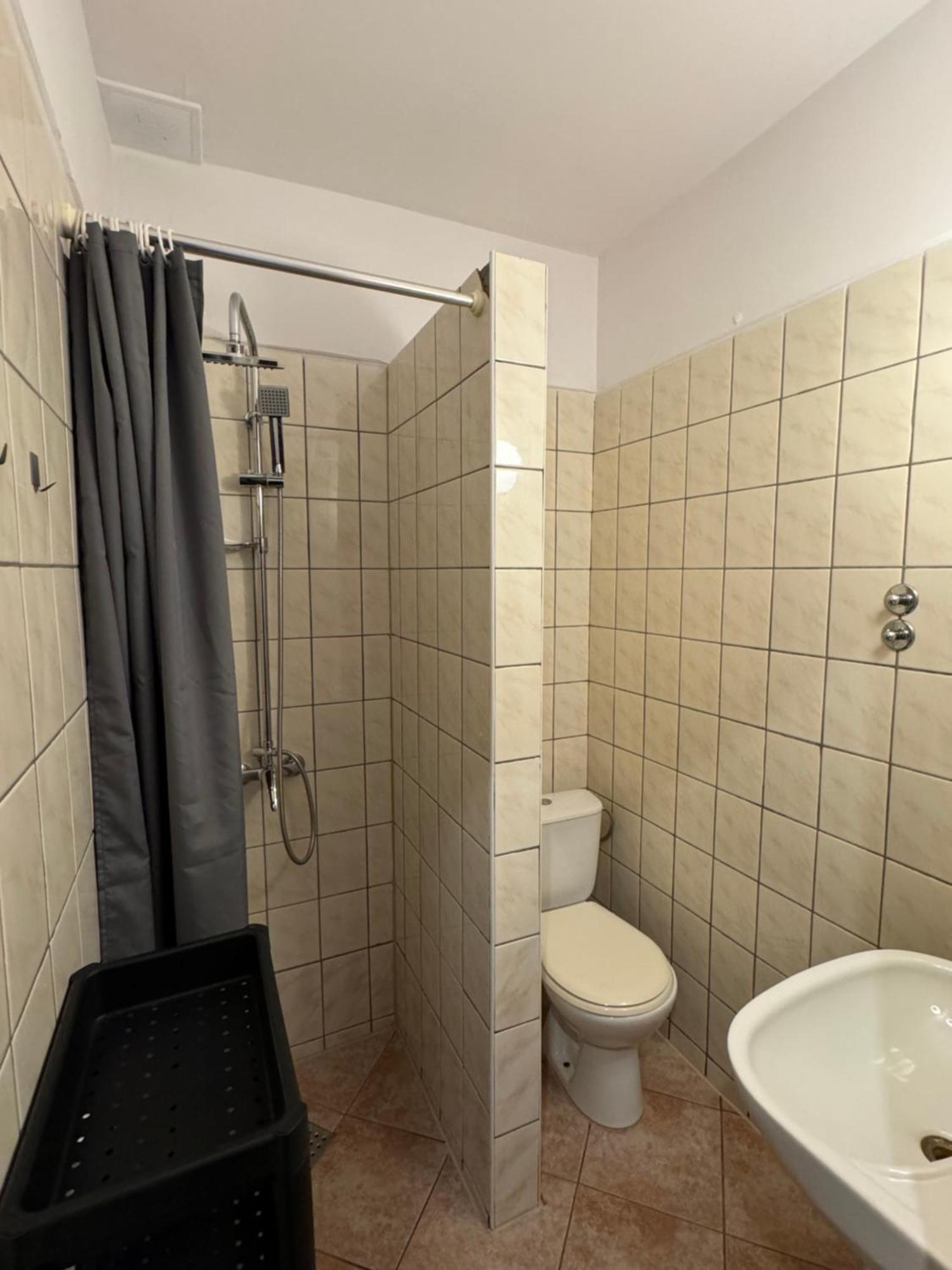 Hotel Victoria Lubowo  Bagian luar foto